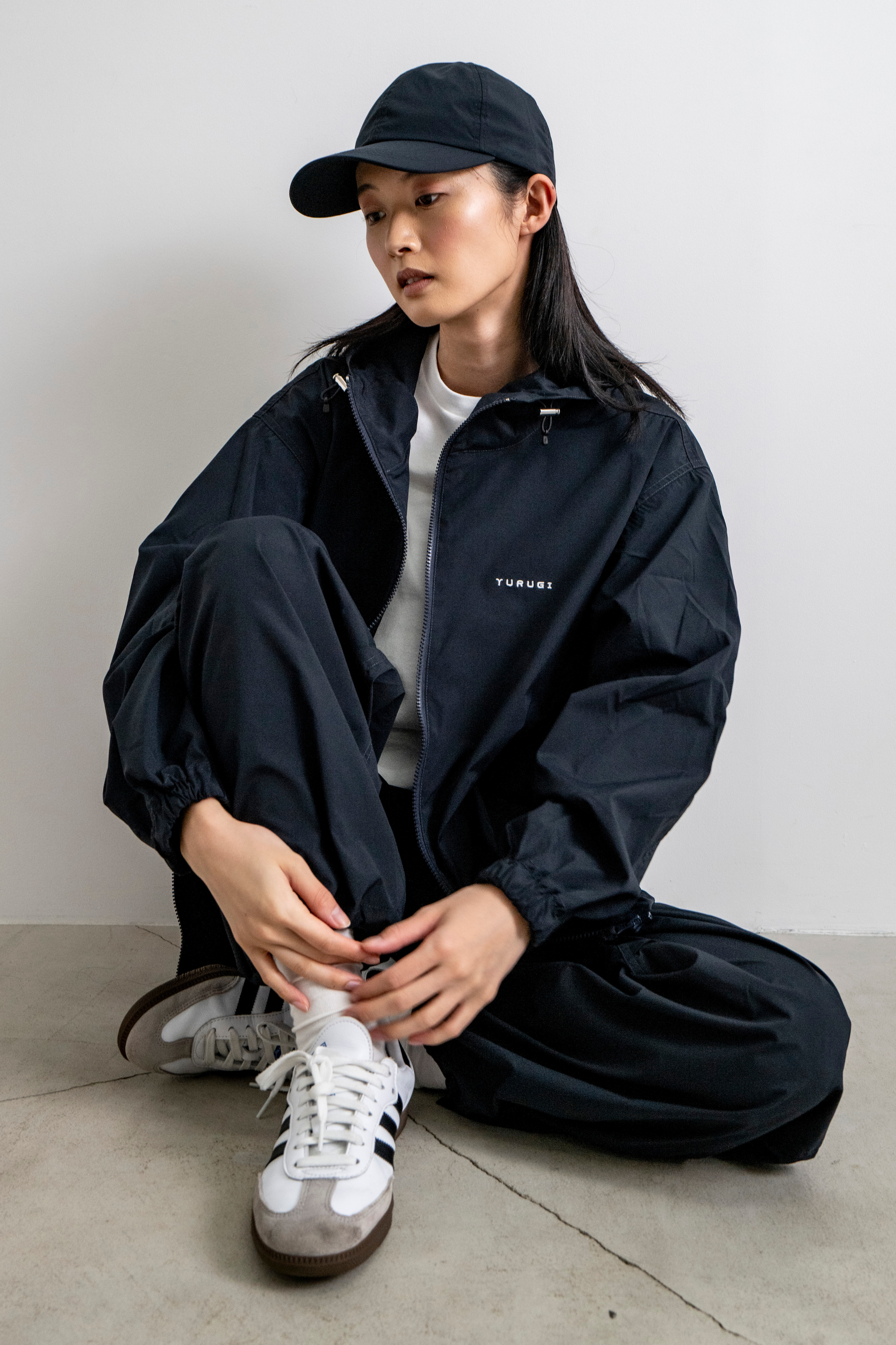ジップフーディー(シャカシャカ)