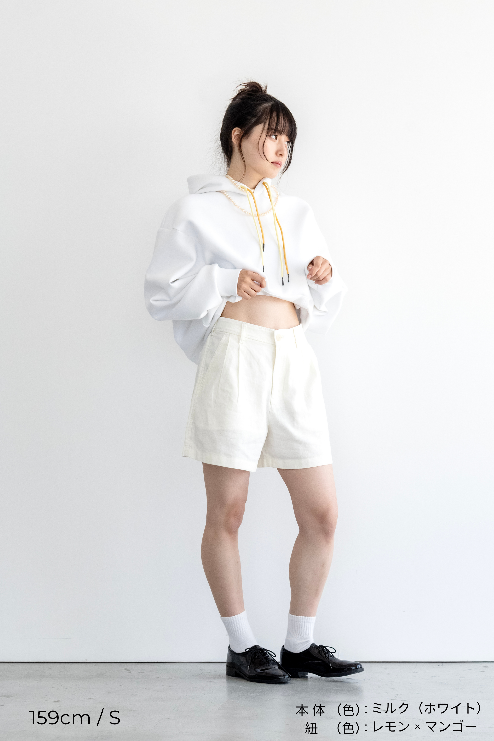 オーバーサイズフーディー